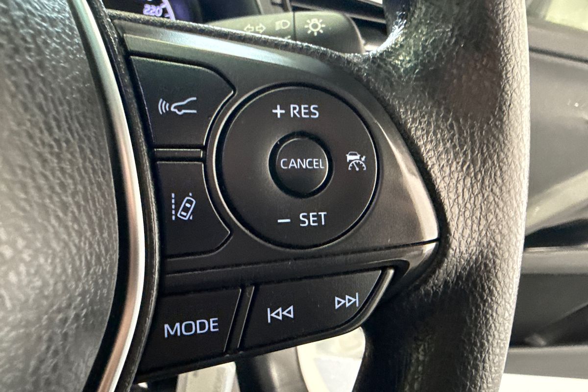 2018 Toyota Camry Ascent ASV70R