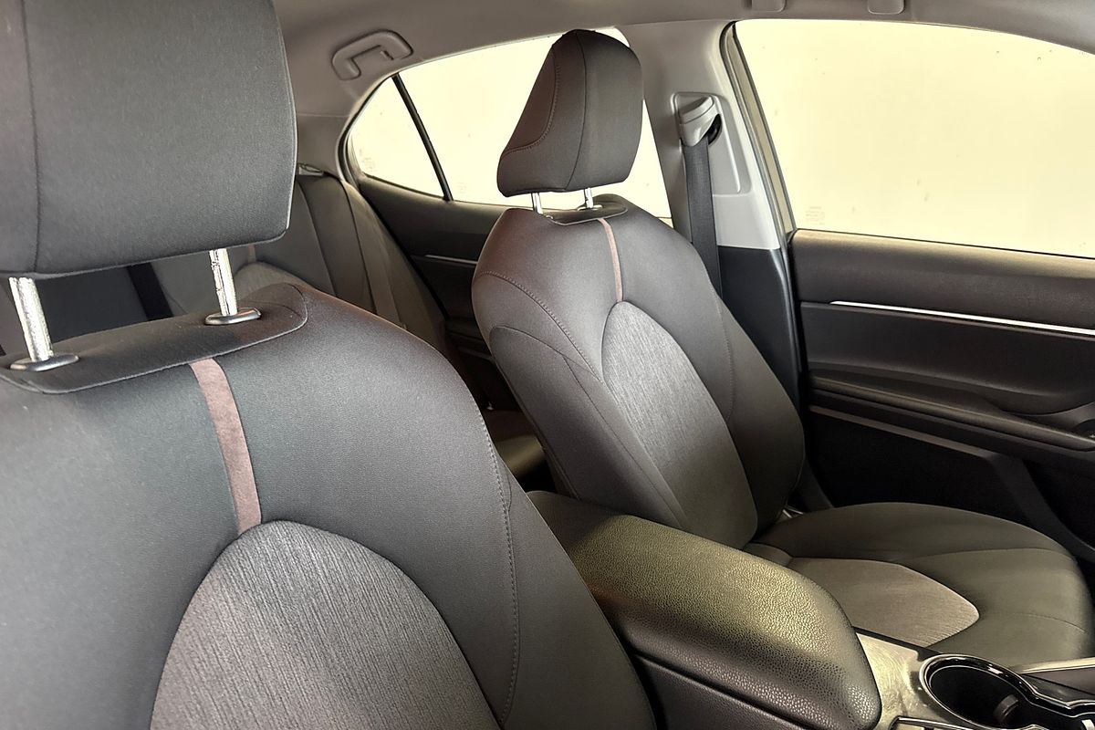 2018 Toyota Camry Ascent ASV70R