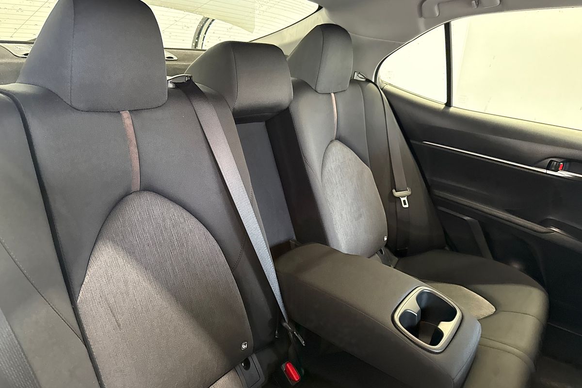 2018 Toyota Camry Ascent ASV70R