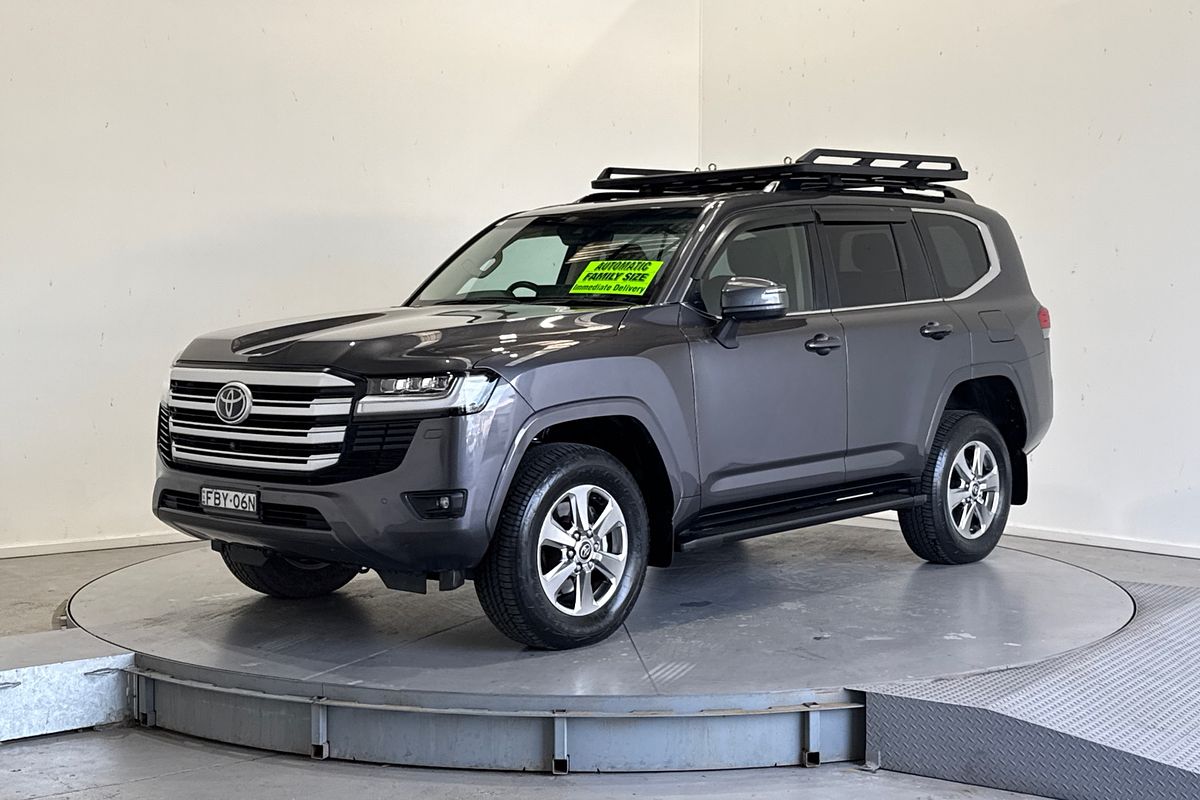 2023 Toyota Landcruiser VX FJA300R