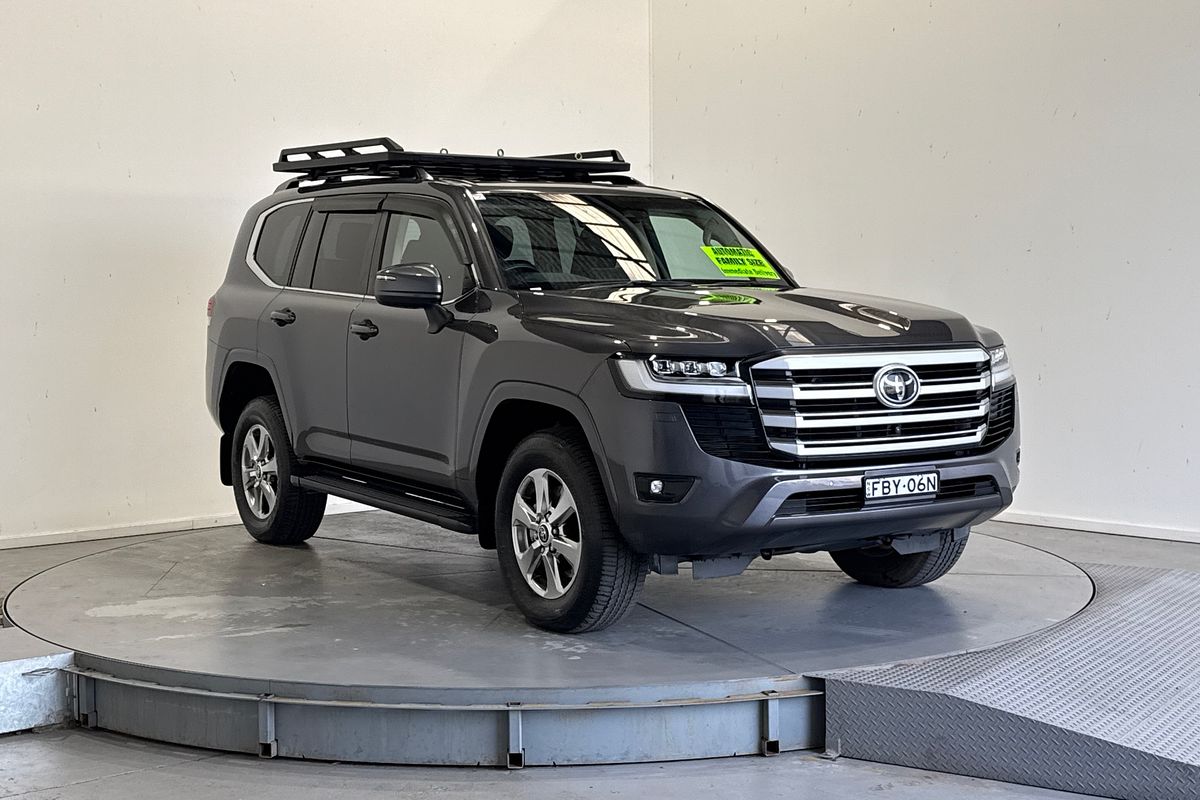 2023 Toyota Landcruiser VX FJA300R