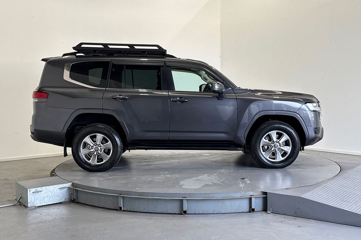 2023 Toyota Landcruiser VX FJA300R