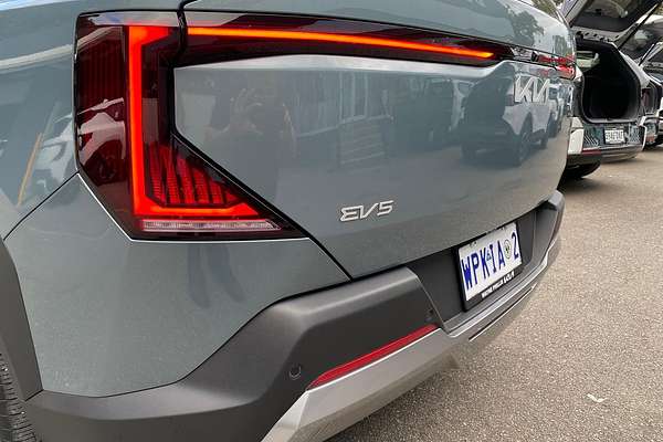 2025 Kia EV5 Air Long Range OVc thumb-10