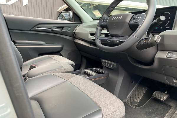 2025 Kia EV5 Air Long Range OVc thumb-16