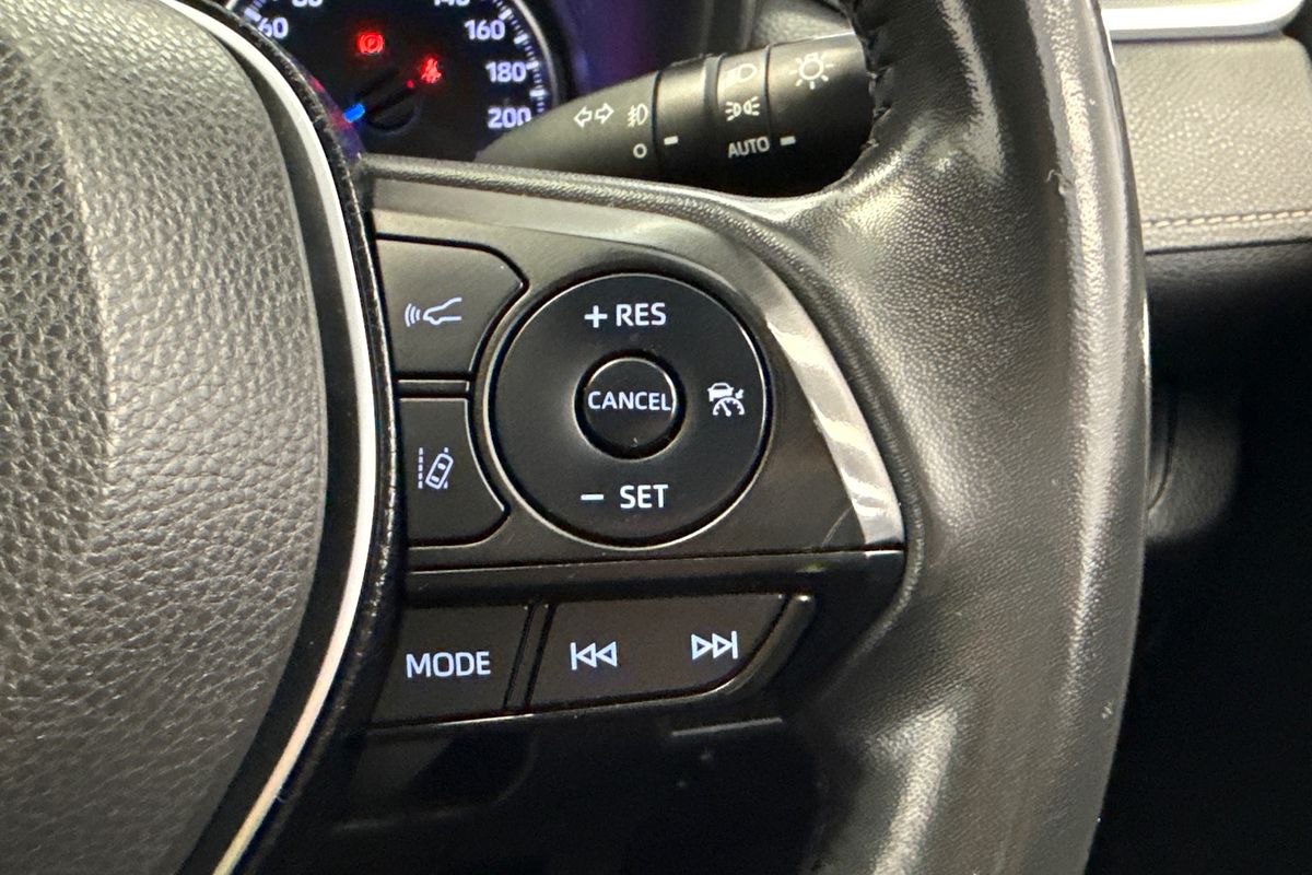 2020 Toyota RAV4 GX AXAH54R