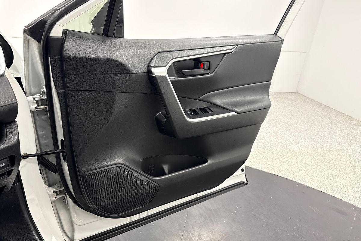 2020 Toyota RAV4 GX AXAH54R