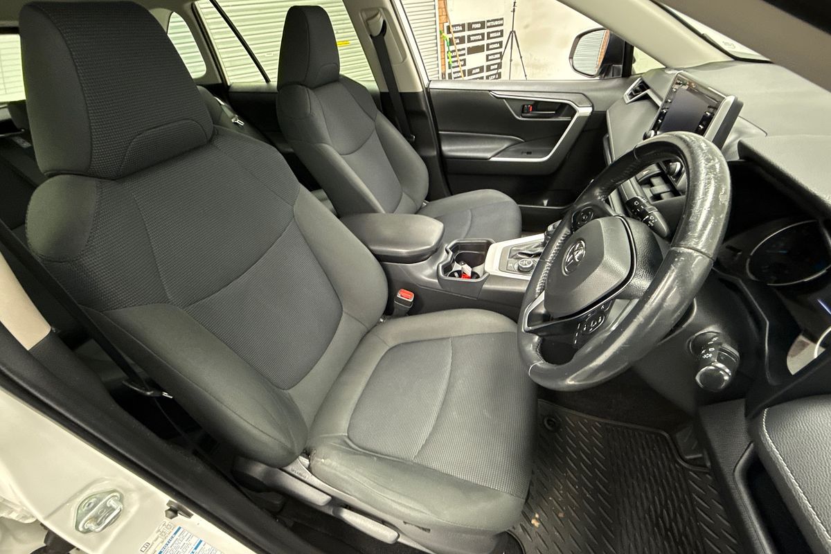 2020 Toyota RAV4 GX AXAH54R