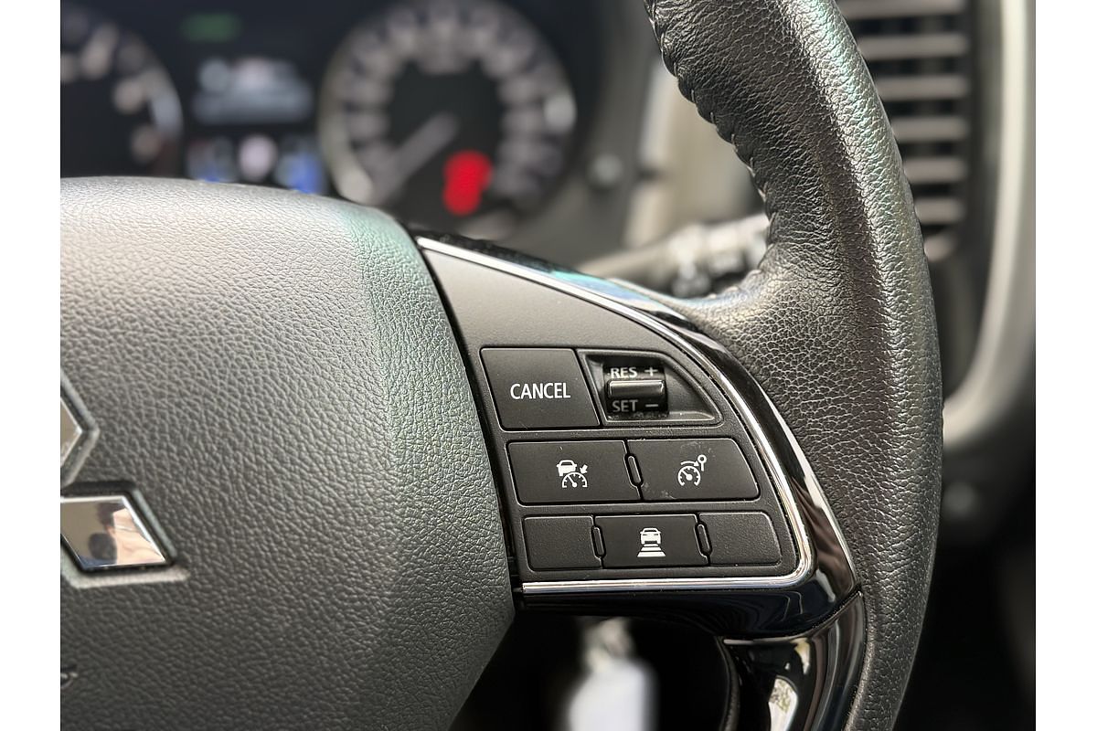 2018 Mitsubishi Outlander ES ADAS ZL
