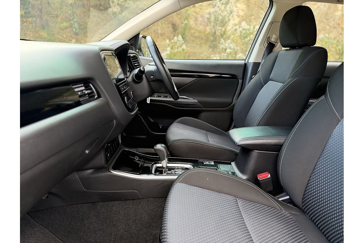 2018 Mitsubishi Outlander ES ADAS ZL