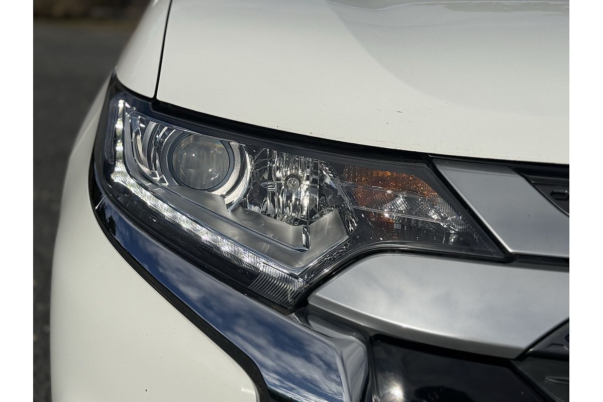 2018 Mitsubishi Outlander ES ADAS ZL