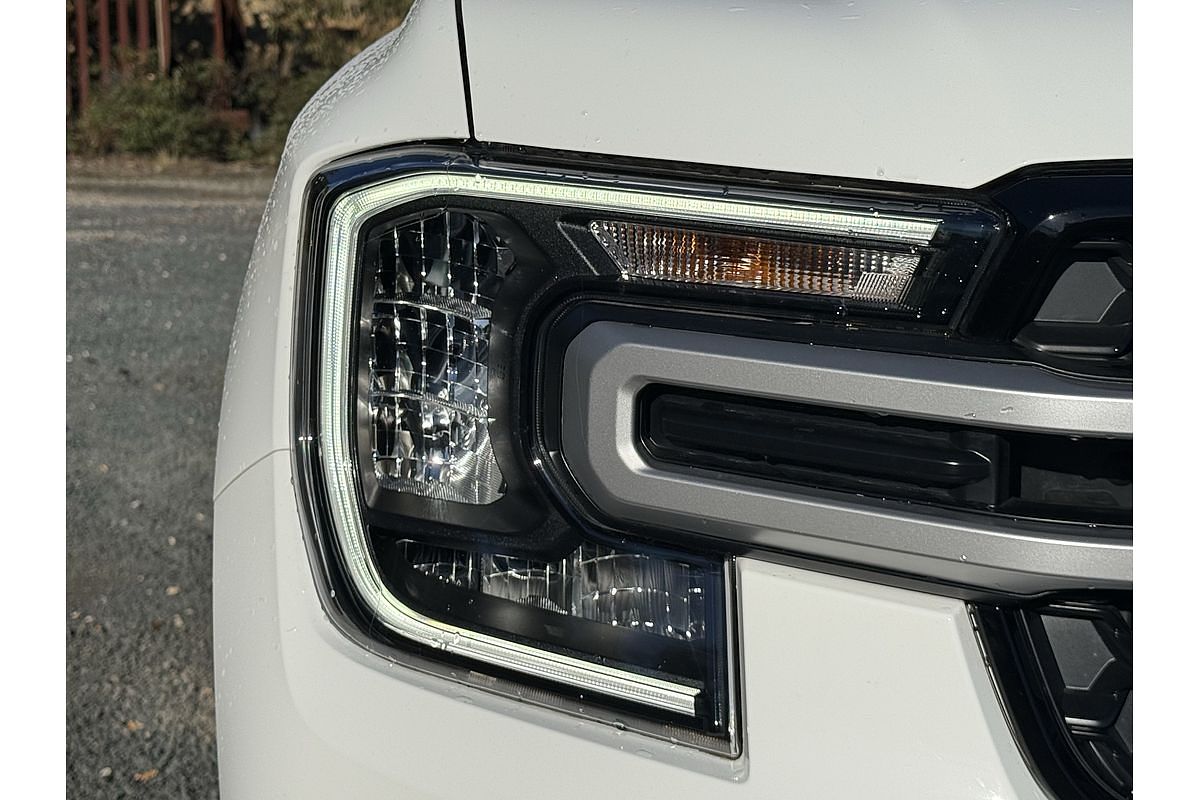 2025 Ford Everest Ambiente 2.0L