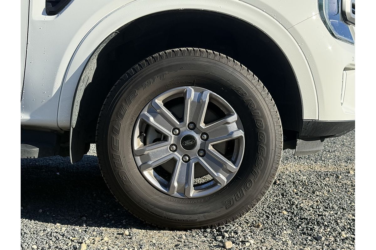 2025 Ford Everest Ambiente 2.0L