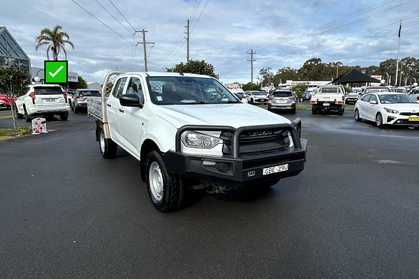 2023 Isuzu D-MAX SX 4X4