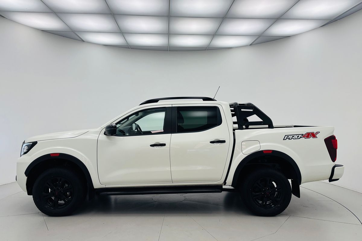 Nissan NAVARA 4X4 2.3 DSL AUTO DC P4X MY22