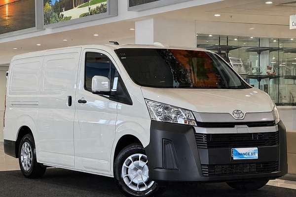 2025 Toyota Hiace GDH300R LWB