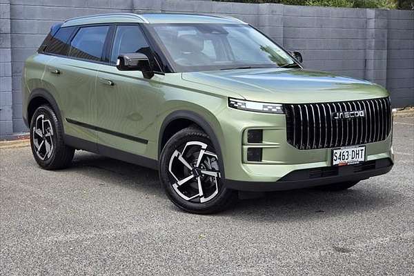 2024 OMODA JAECOO J7 Core