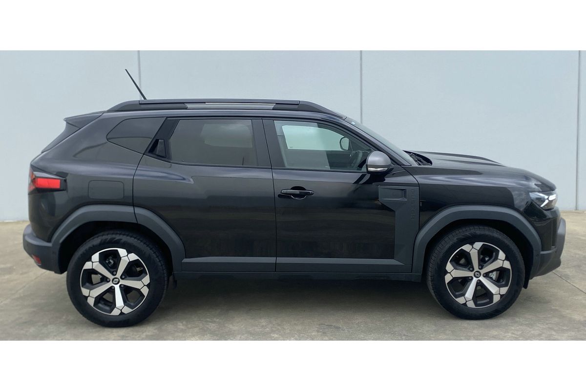 2025 Renault Duster Techno X1311