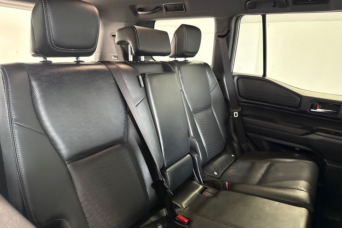 2025 Toyota Landcruiser Prado VX GDJ251R