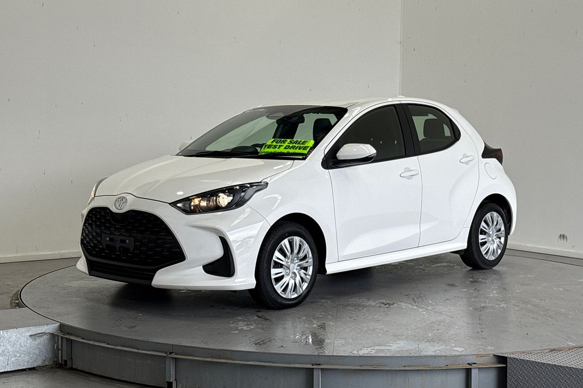 2024 Toyota Yaris Ascent Sport MXPA10R