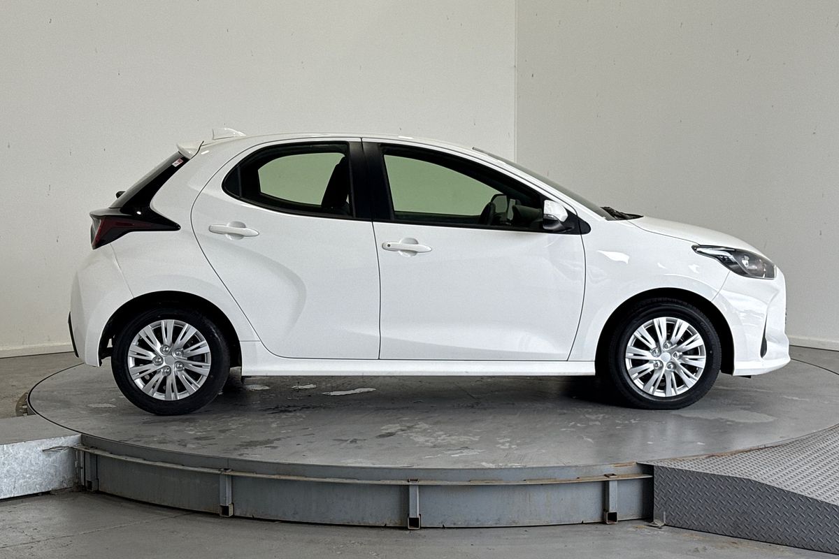 2024 Toyota Yaris Ascent Sport MXPA10R
