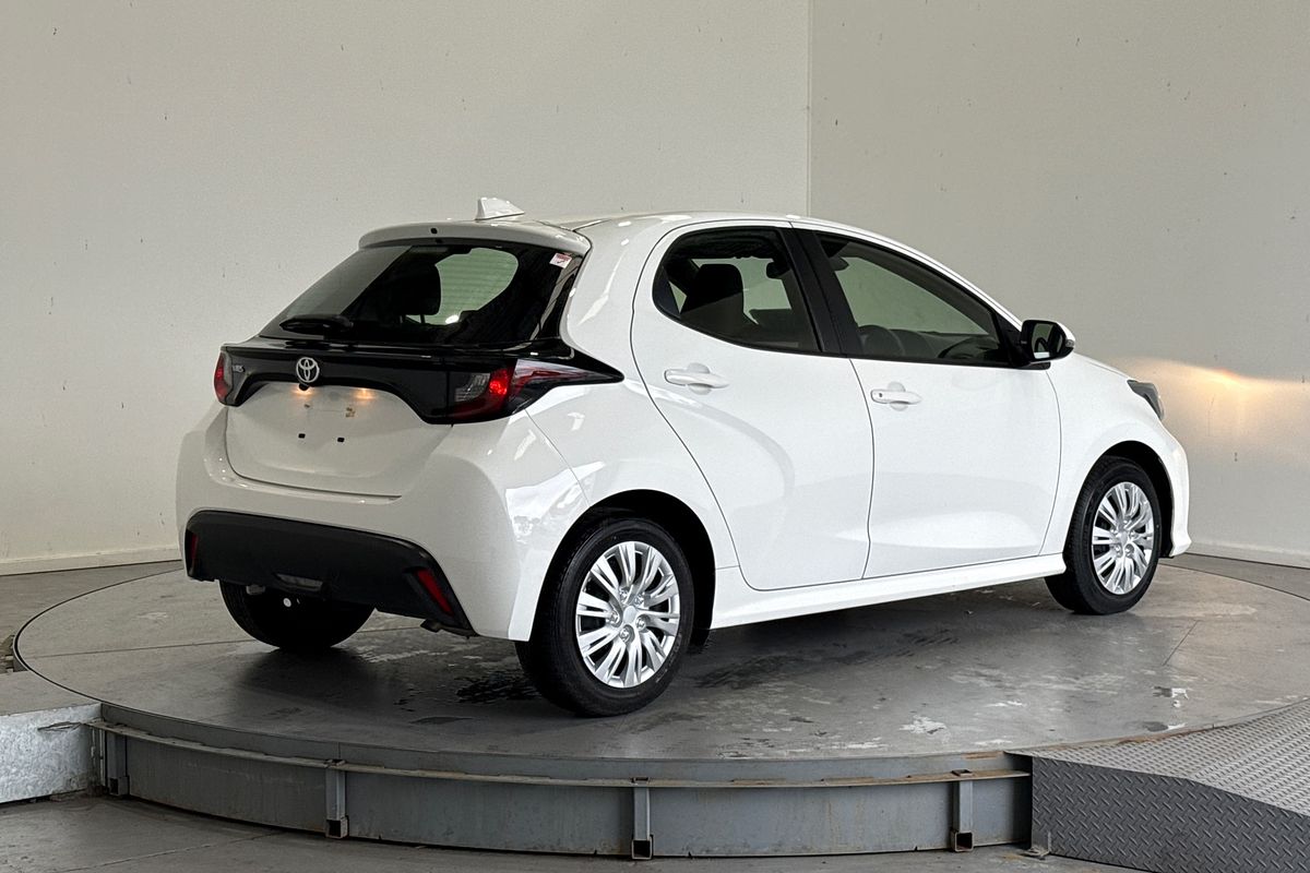 2024 Toyota Yaris Ascent Sport MXPA10R