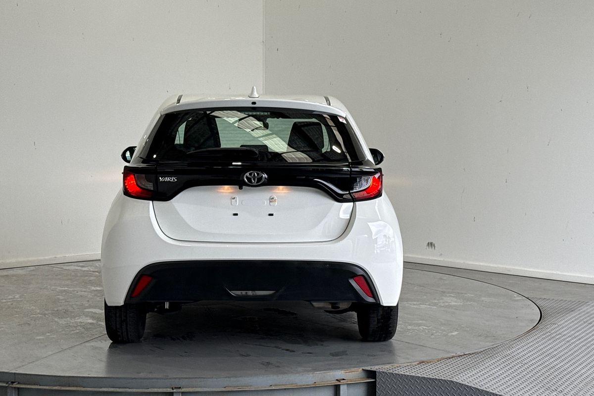 2024 Toyota Yaris Ascent Sport MXPA10R