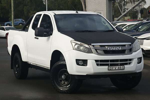 2016 Isuzu D-MAX SX High Ride Rear Wheel Drive