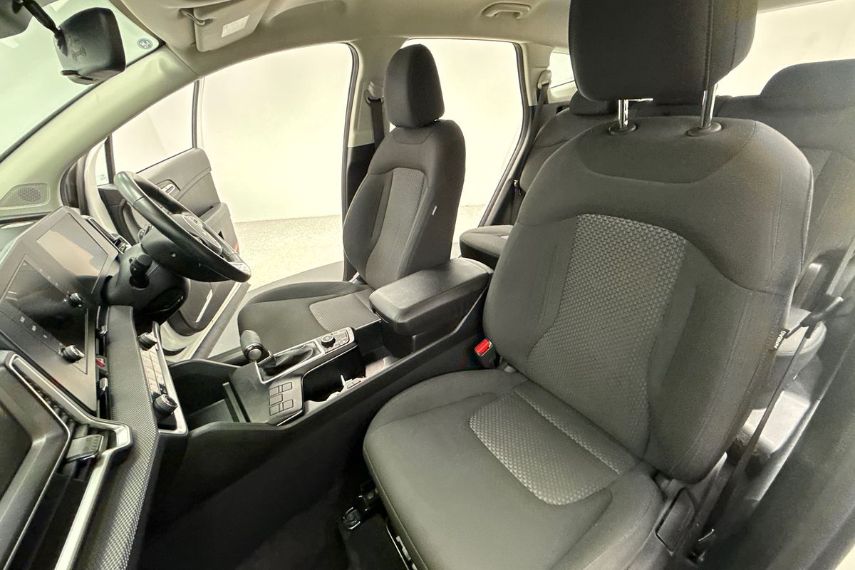 2024 Kia Sportage S NQ5