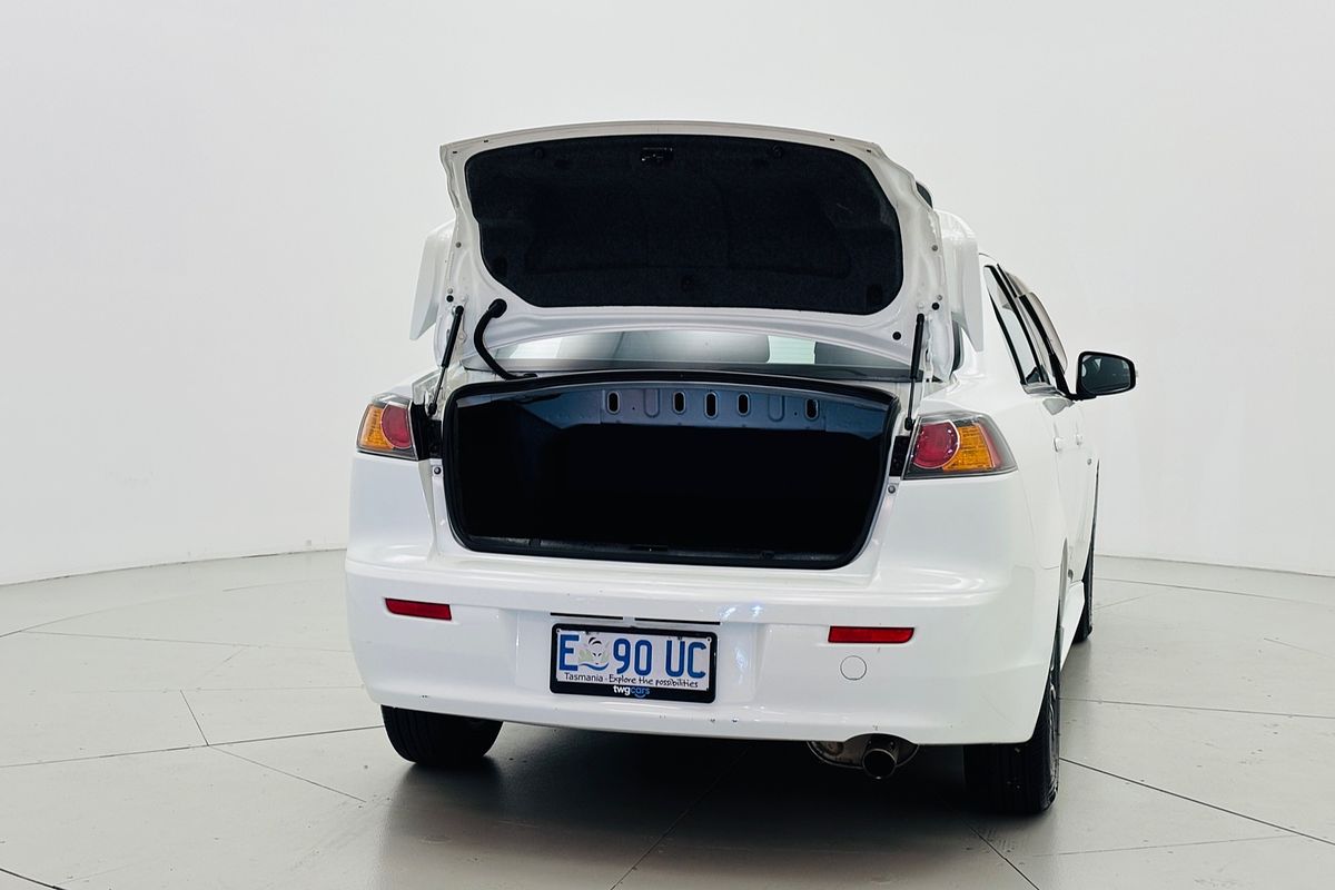 2015 Mitsubishi LANCER ES SPORT CVT AUTO 6 SP SEQUENTIAL 4D SEDAN 4CYL 