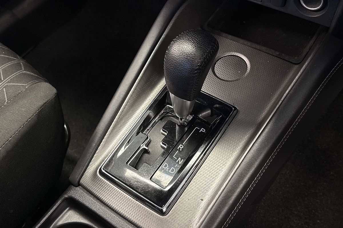 2022 Mitsubishi XD
