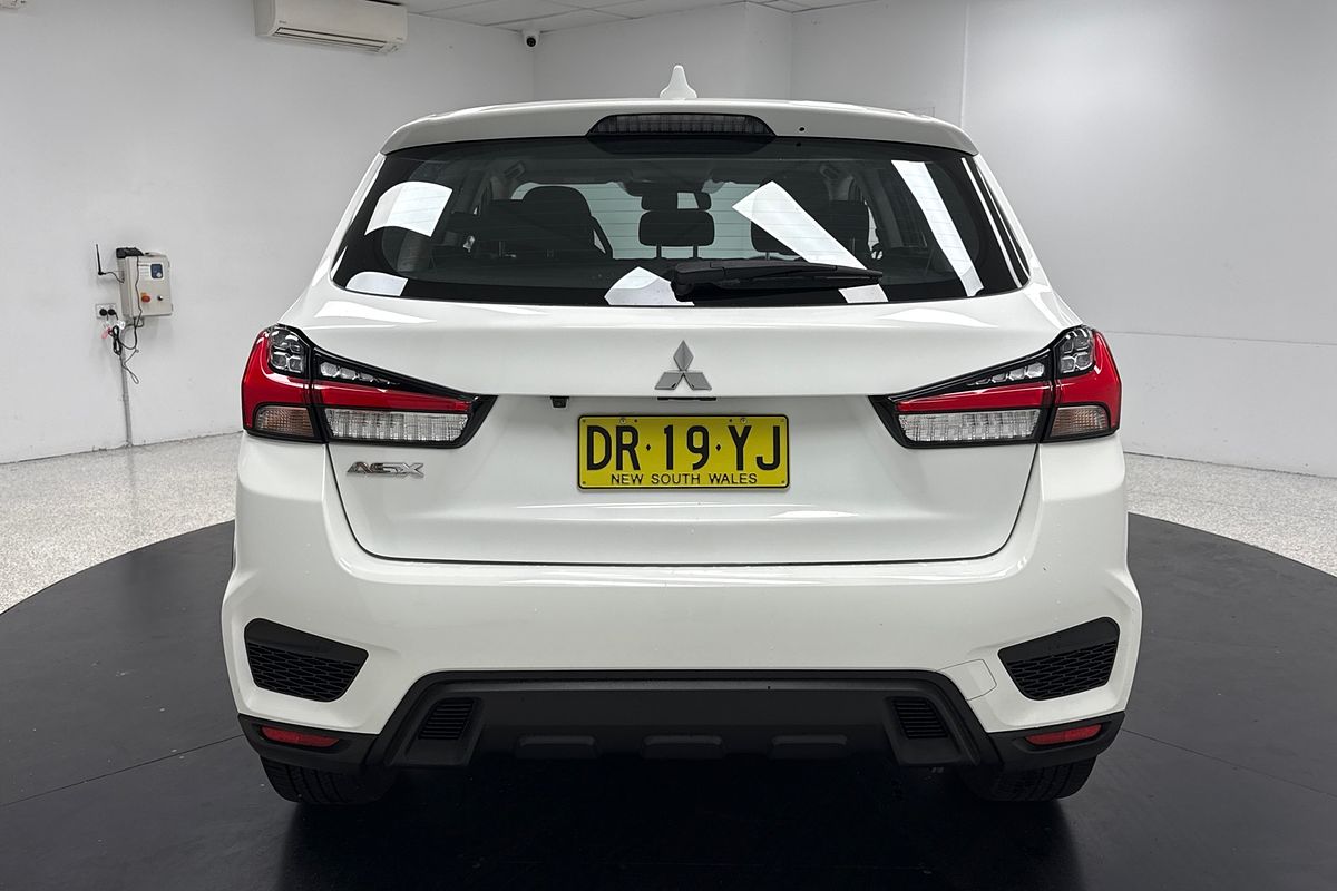 2022 Mitsubishi XD
