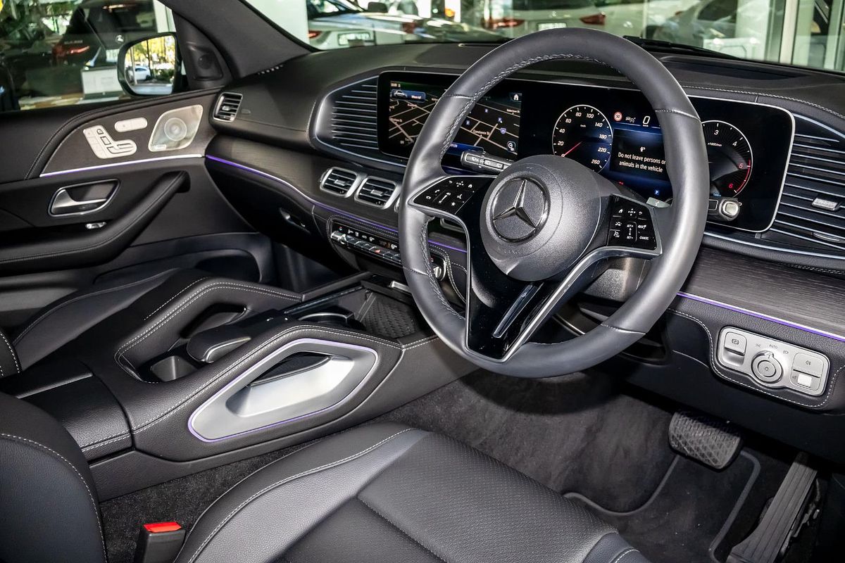 V167 805+055MY GLE300 d Editio n 7 WAG 9G 9sp
