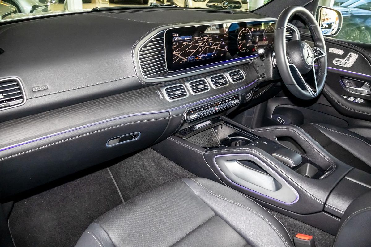 V167 805+055MY GLE300 d Editio n 7 WAG 9G 9sp