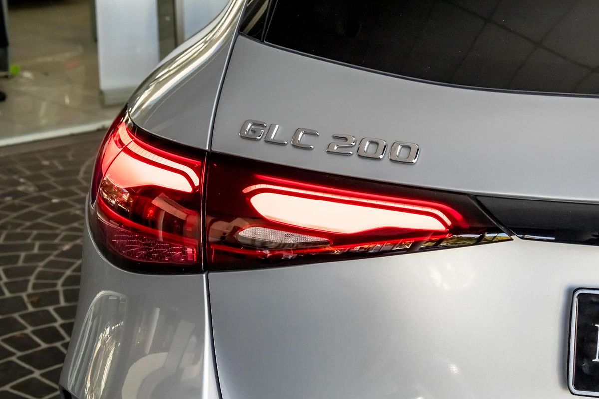 X254 805+055MY GLC200 WAG 9G 9 sp 2.0T/17kW