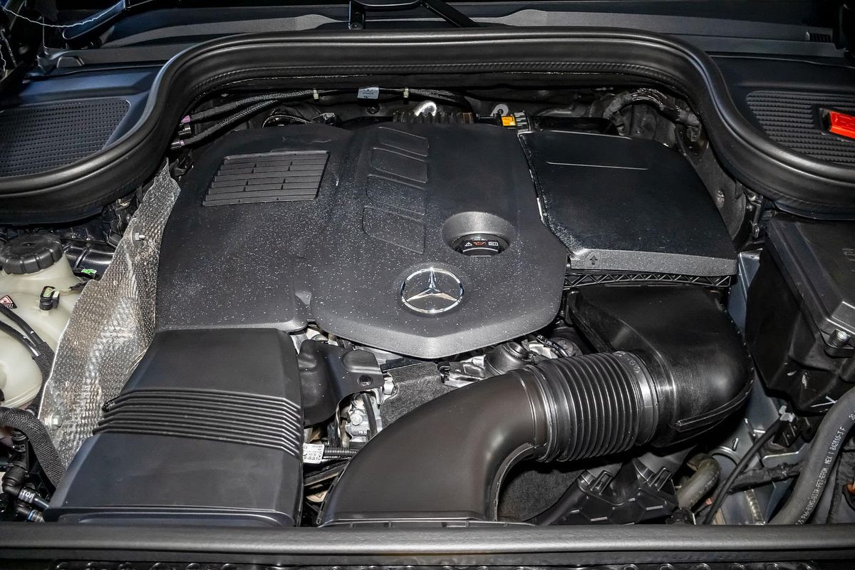 V167 805+055MY GLE300 d Editio n 7 WAG 9G 9sp