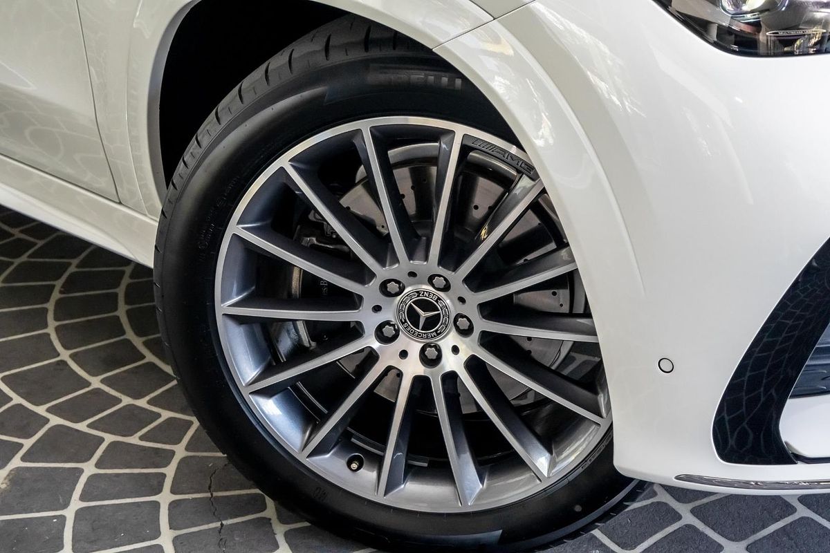 V167 805+055MY GLE300 d Editio n 7 WAG 9G 9sp