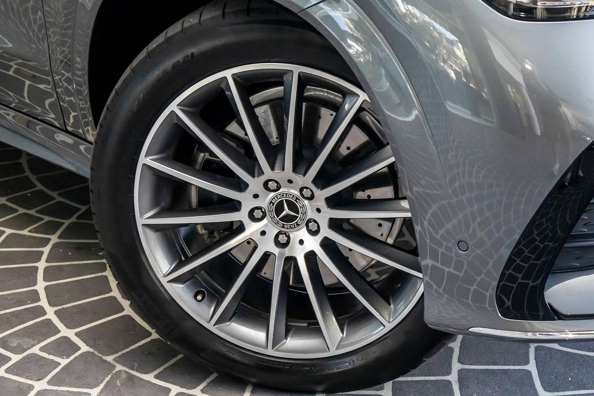 V167 805+055MY GLE300 d Editio n 7 WAG 9G 9sp