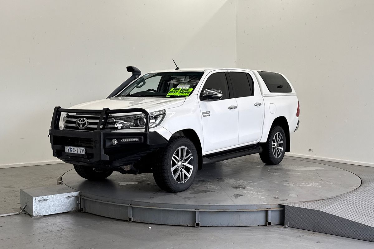 2017 Toyota Hilux SR5+ (4x4) GUN126R MY17 4X4
