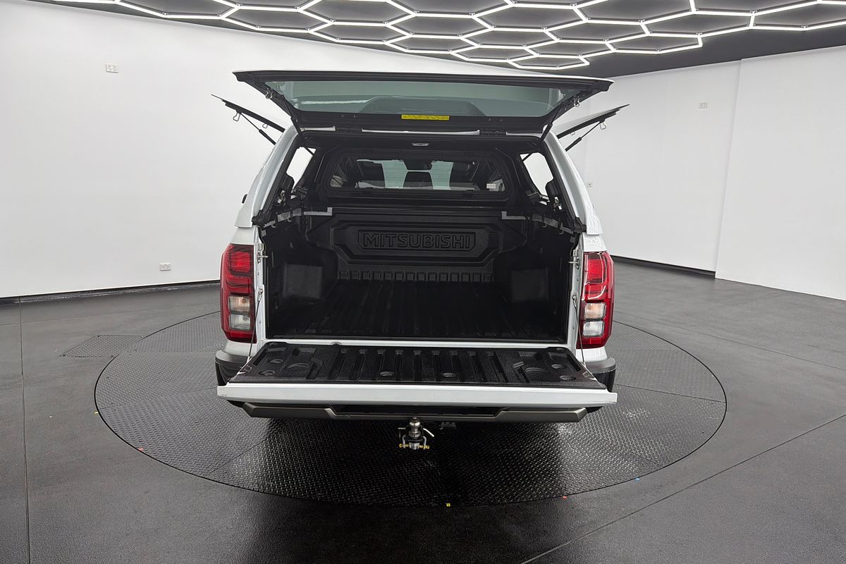 2024 Mitsubishi Triton GSR MV 4X4