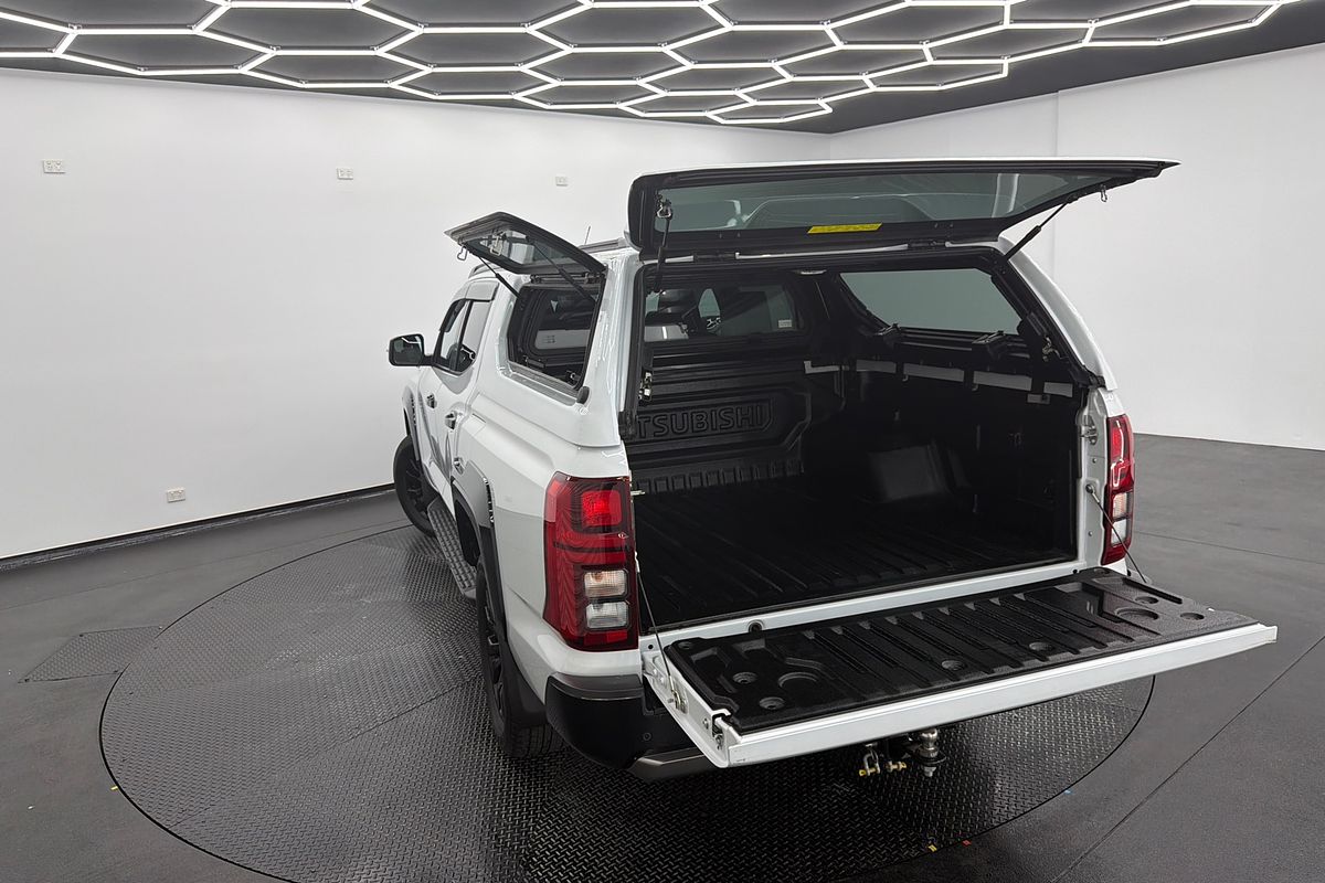 2024 Mitsubishi Triton GSR MV 4X4