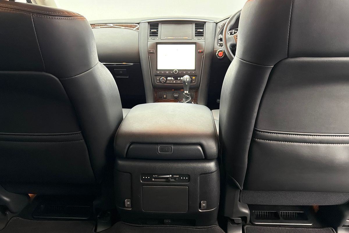 2024 Nissan Patrol Ti Y62
