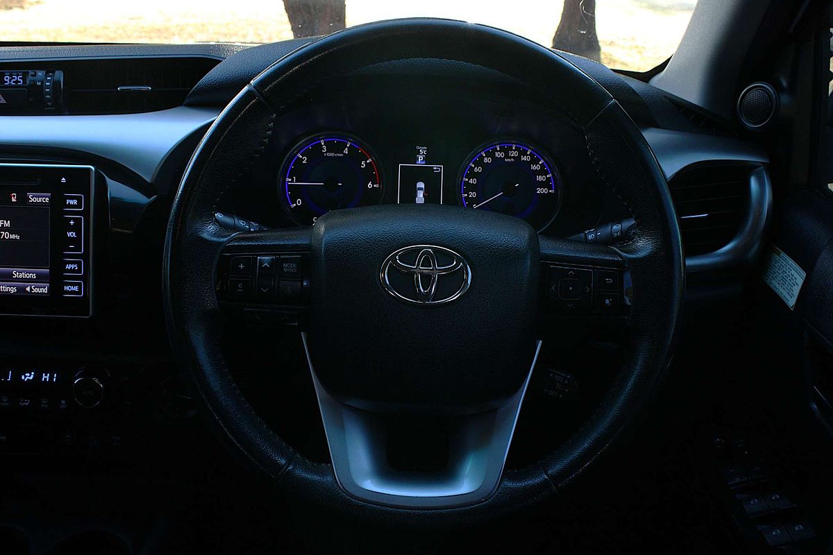 2017 Toyota Hilux SR5 GUN126R 4X4