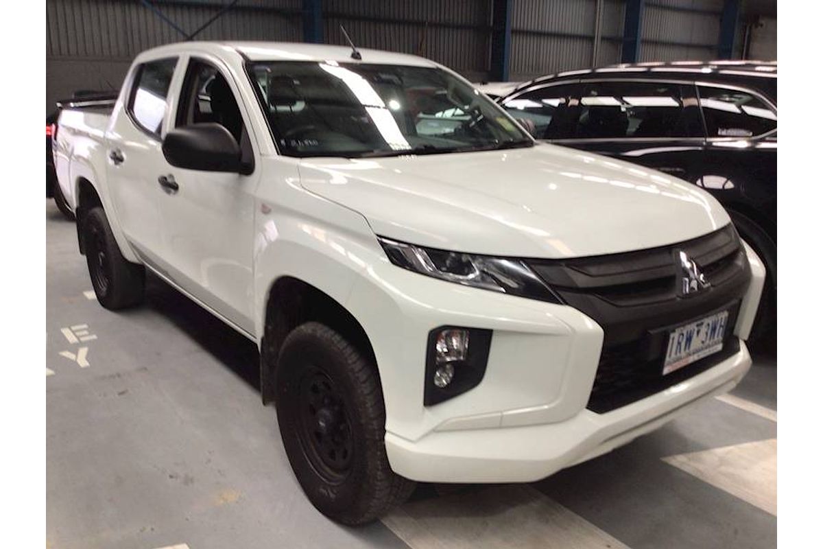 2020 Mitsubishi Triton GLX ADAS MR 4X4