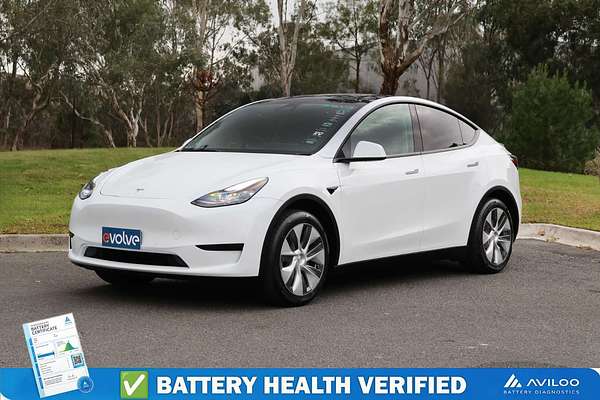 2024 Tesla Model Y Rear-Wheel Drive