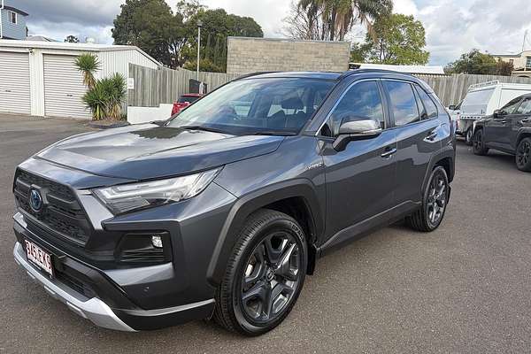 2022 Toyota RAV4 Edge AXAH54R