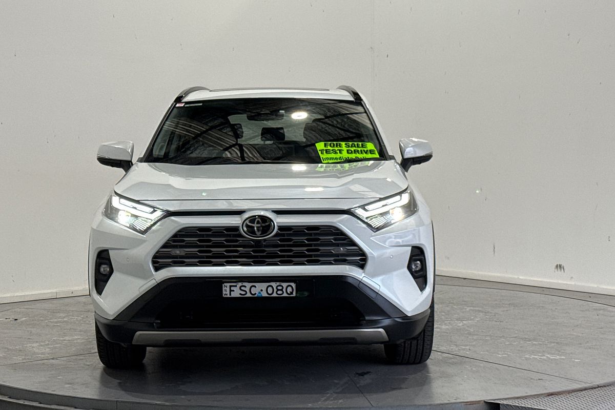 2025 Toyota RAV4 CRUISER (2WD) HYBRID AXAH52R