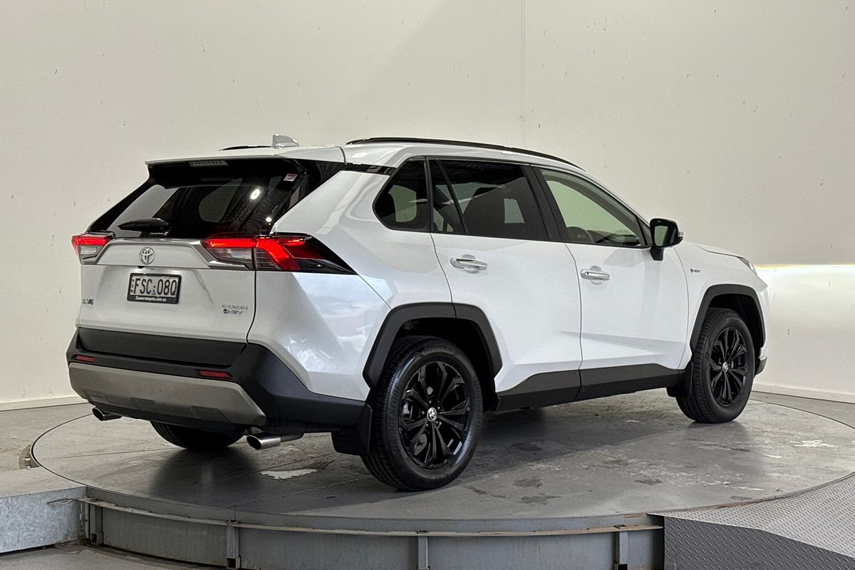 2025 Toyota RAV4 CRUISER (2WD) HYBRID AXAH52R