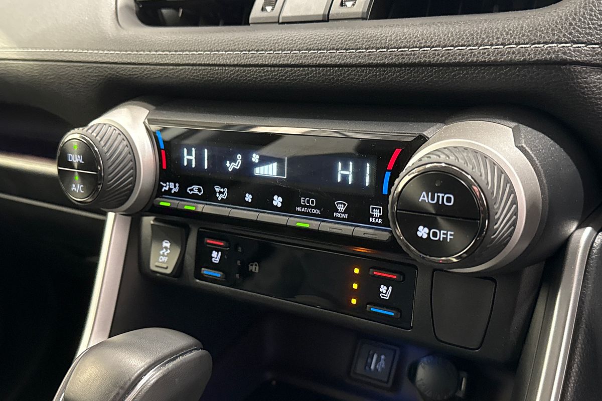 2025 Toyota RAV4 CRUISER (2WD) HYBRID AXAH52R