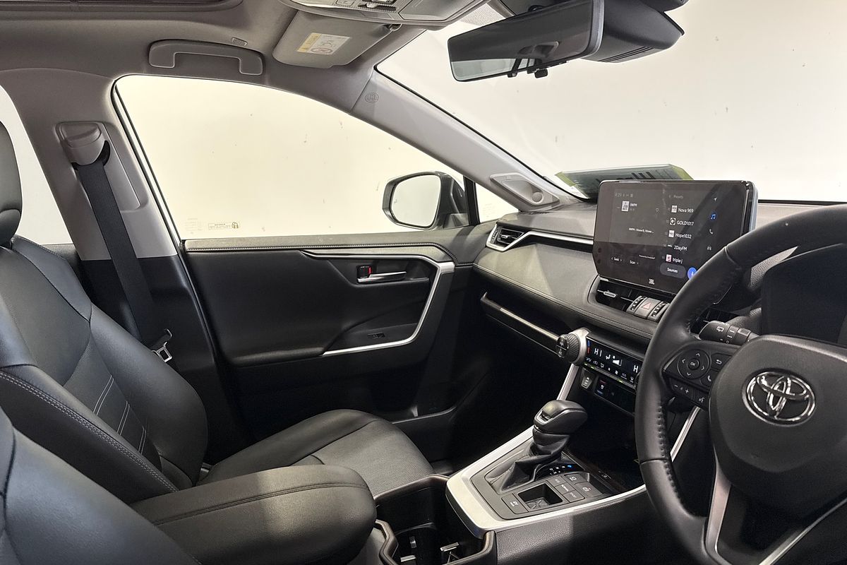 2025 Toyota RAV4 CRUISER (2WD) HYBRID AXAH52R
