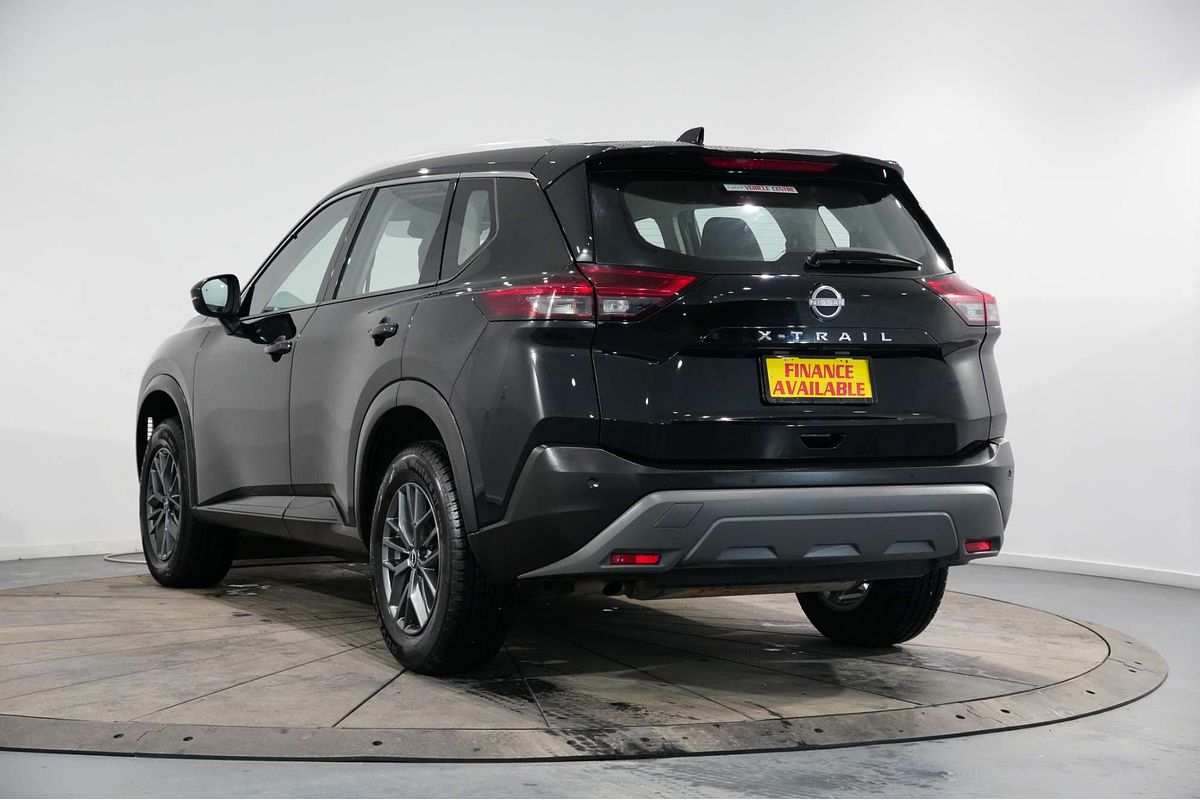 2023 Nissan X-TRAIL ST T33